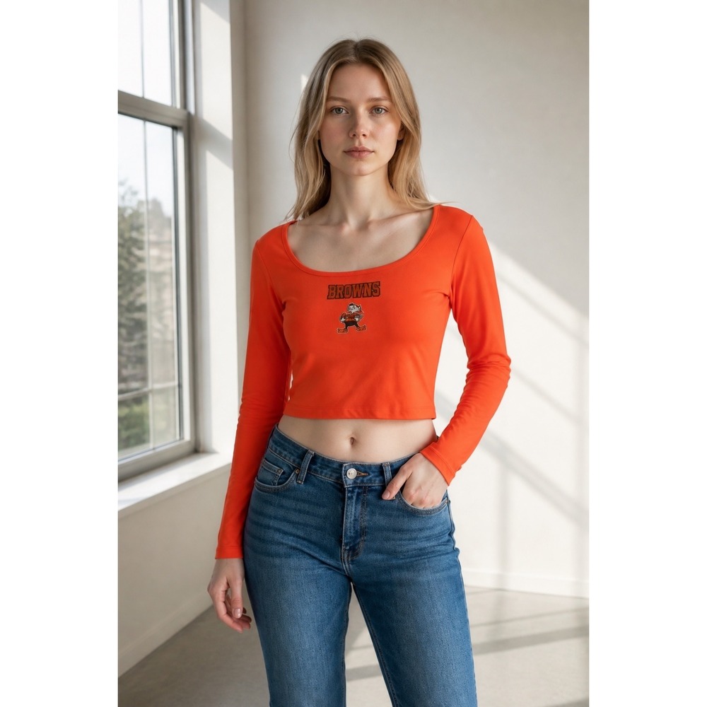New Era Women's L Orange Long Sleeve Crop Top Cleveland Browns NFL Football
